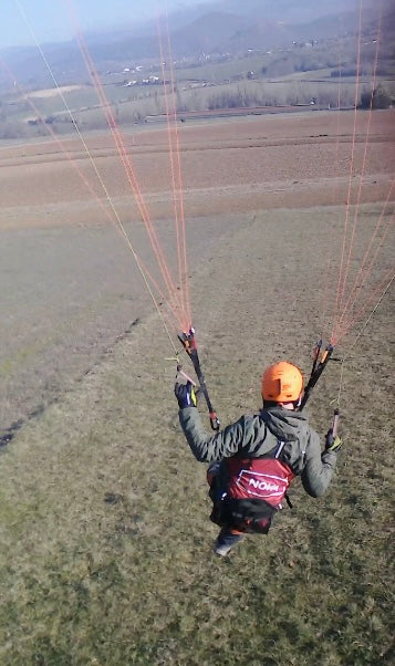 Suiveuse parapente basique.